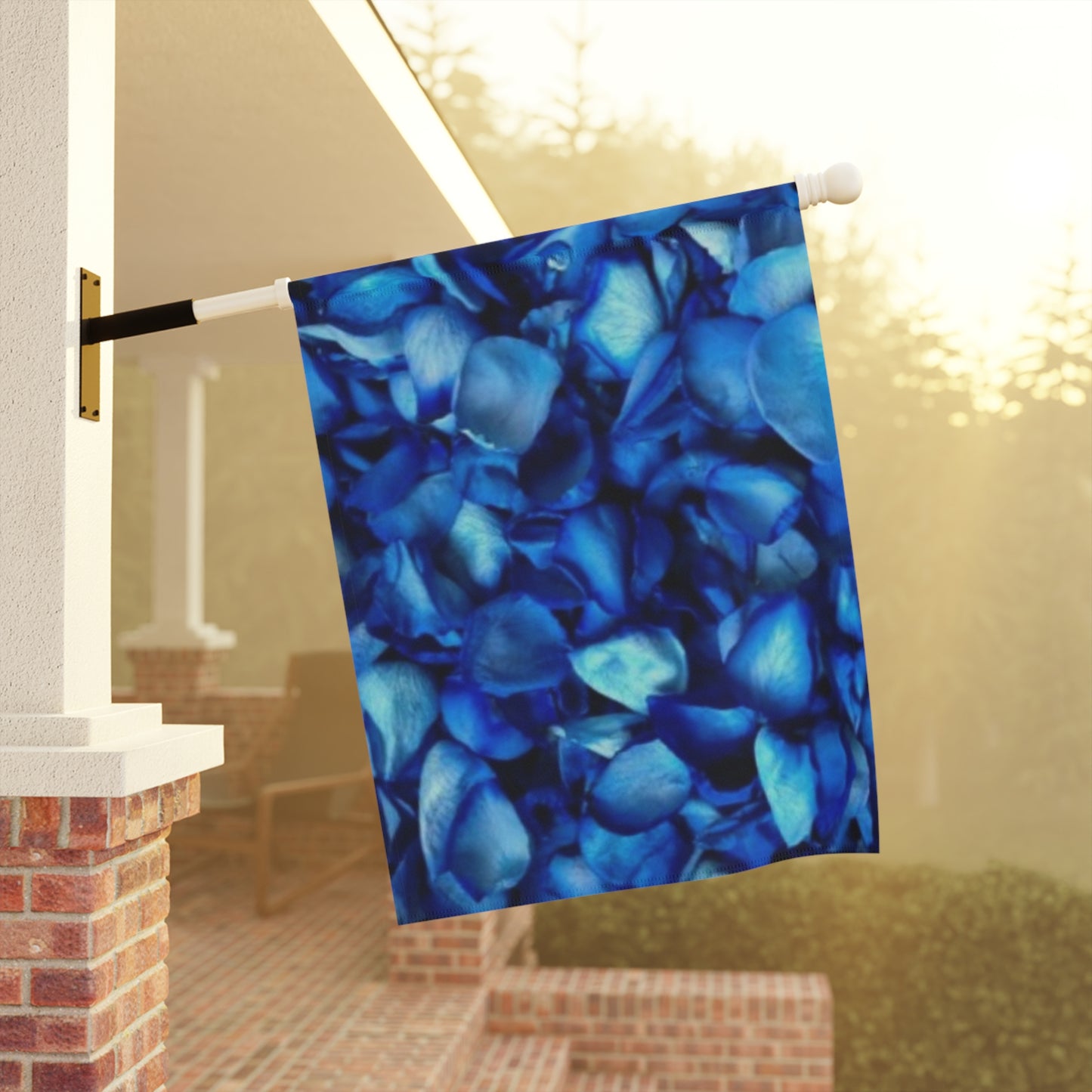 Blue Petals Floral Garden and House Banner – Peaceful Outdoor Decor