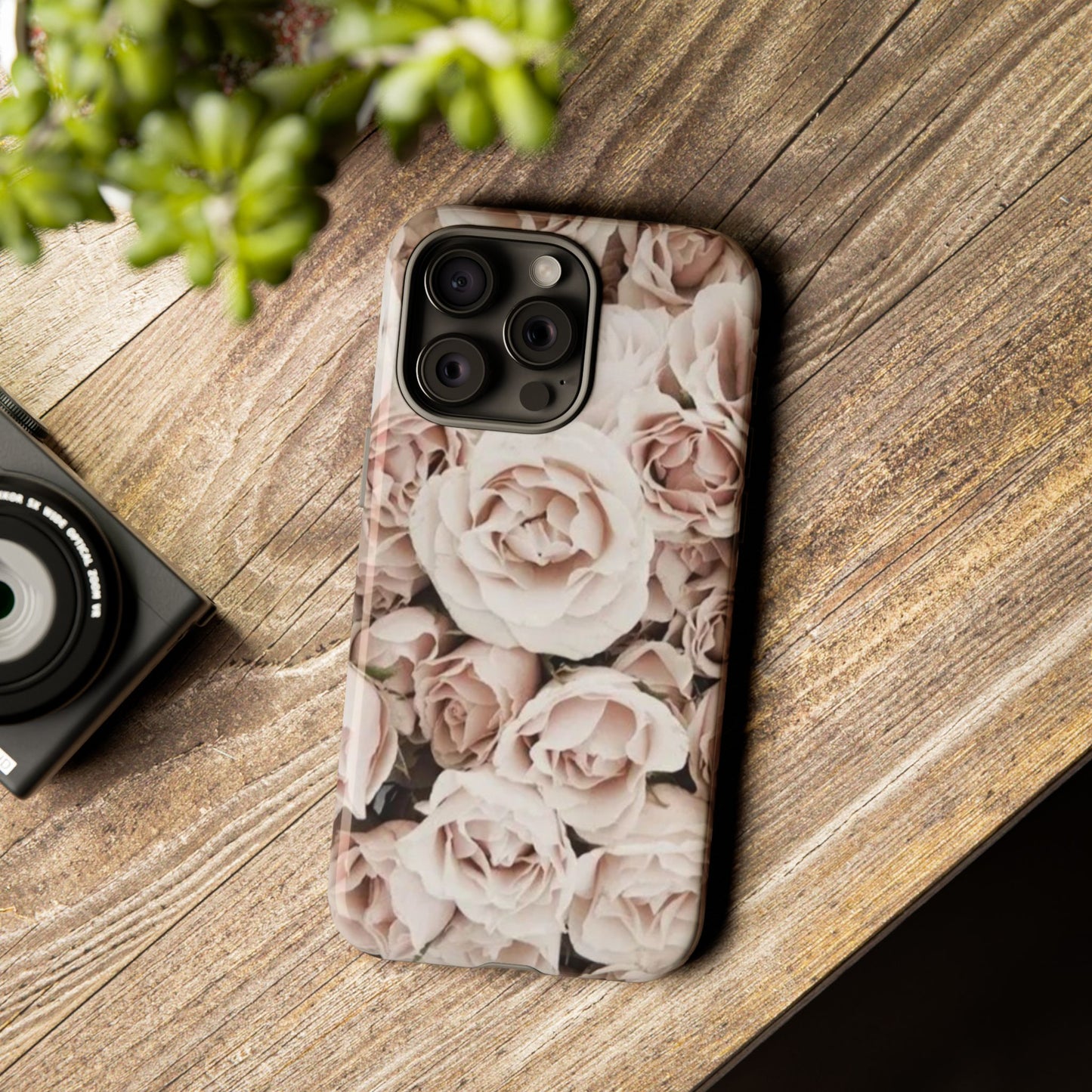Light Pink Roses Tough Phone Case