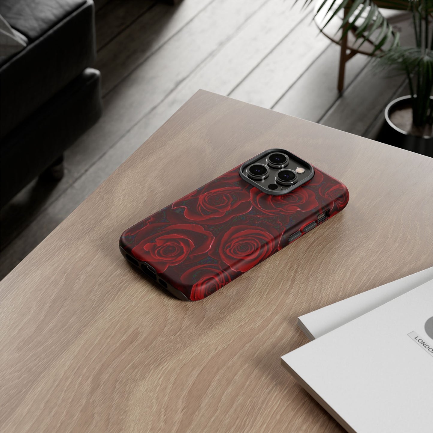Red Roses Tough Phone Case