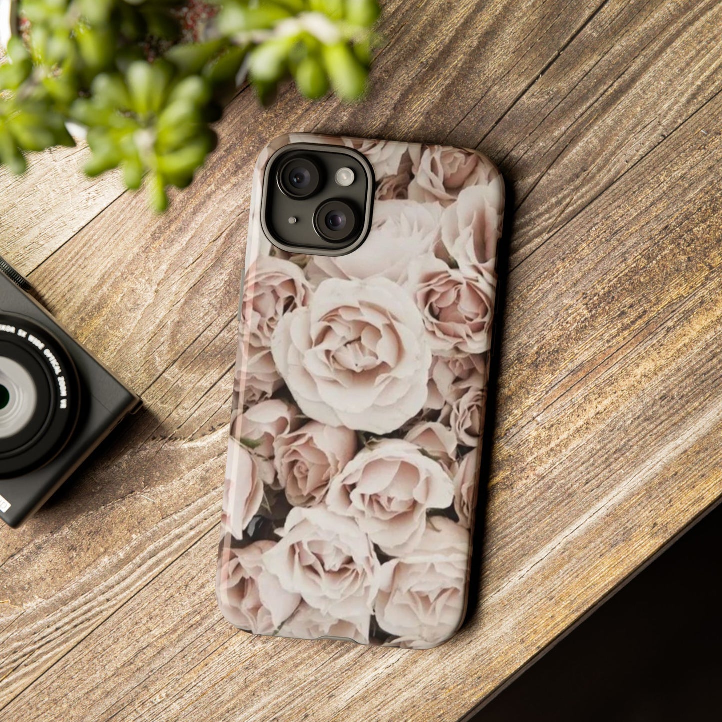 Light Pink Roses Tough Phone Case