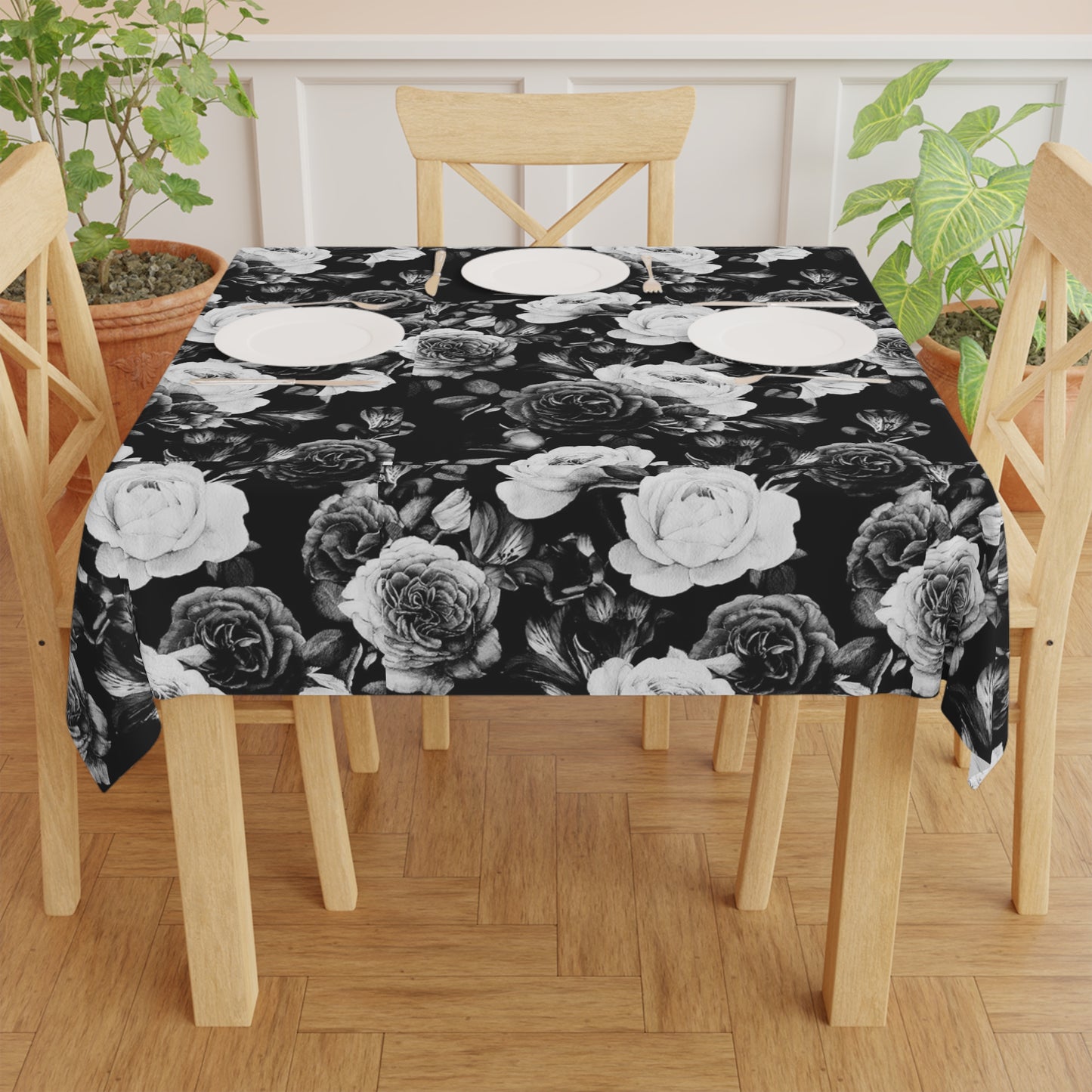 Black and White Floral Design Tablecloth