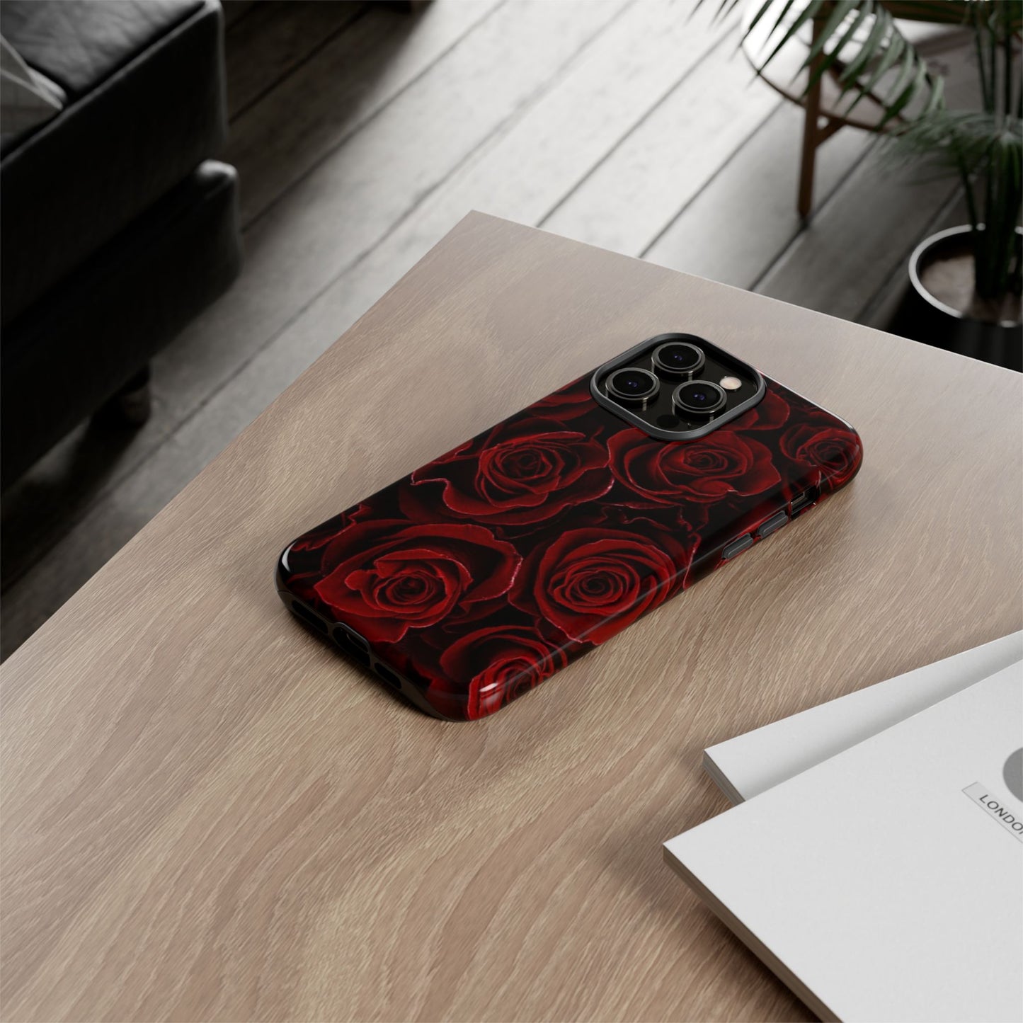 Red Roses Tough Phone Case