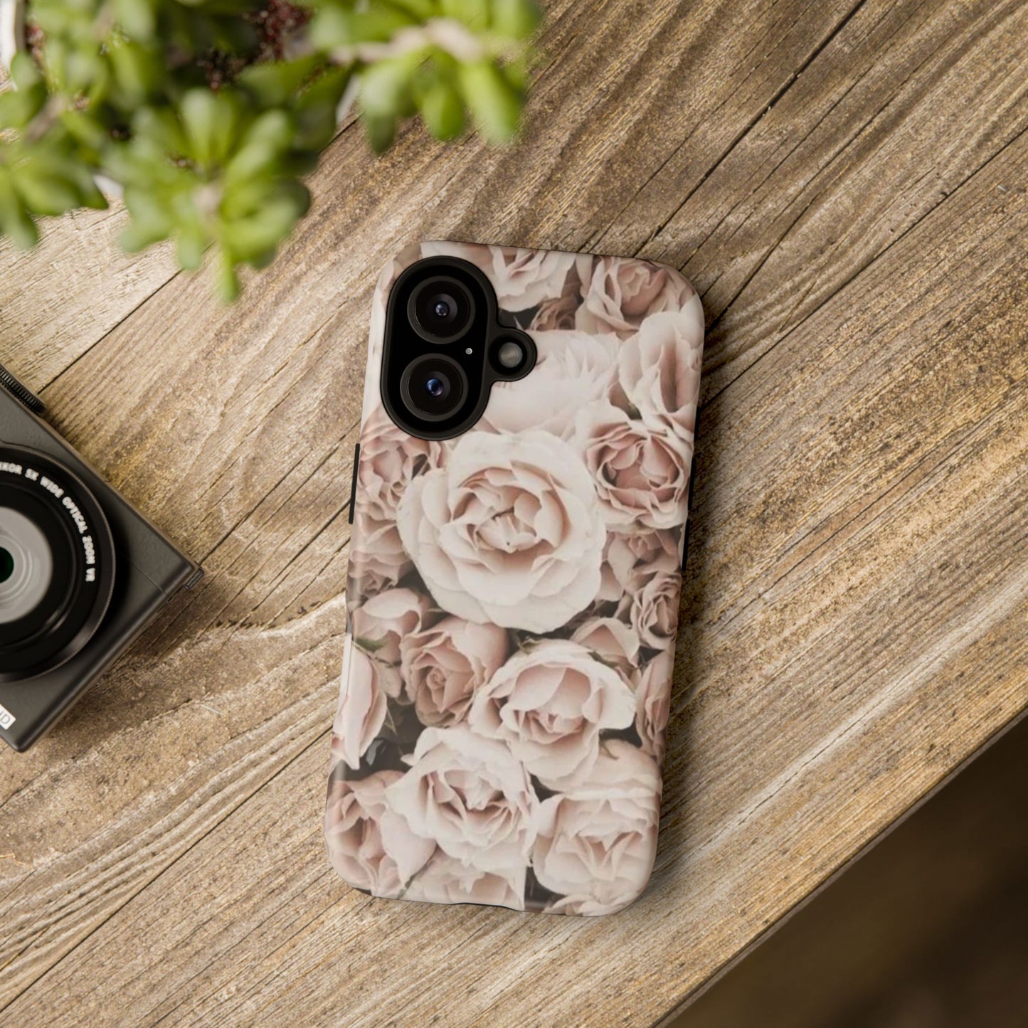 Light Pink Roses Tough Phone Case