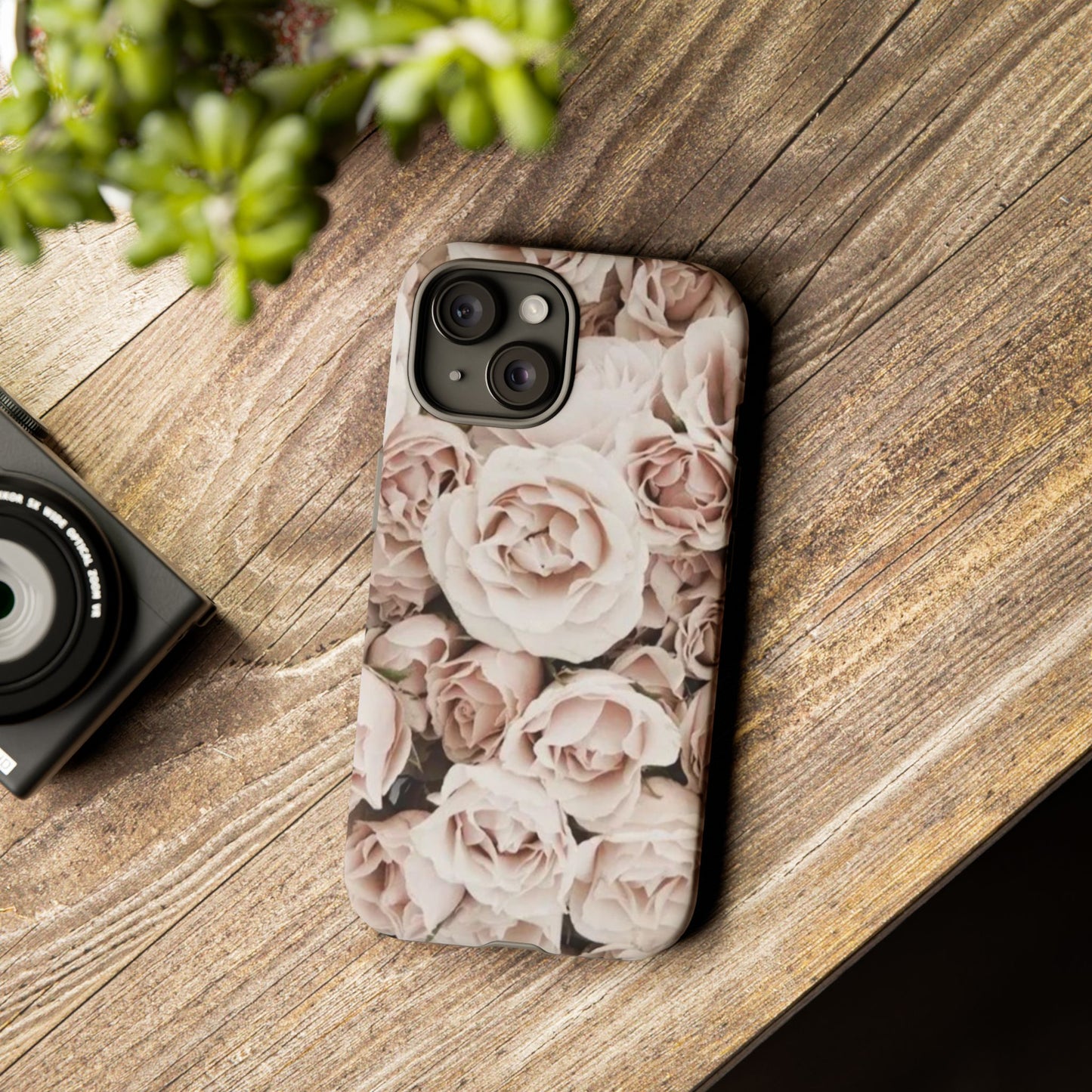 Light Pink Roses Tough Phone Case