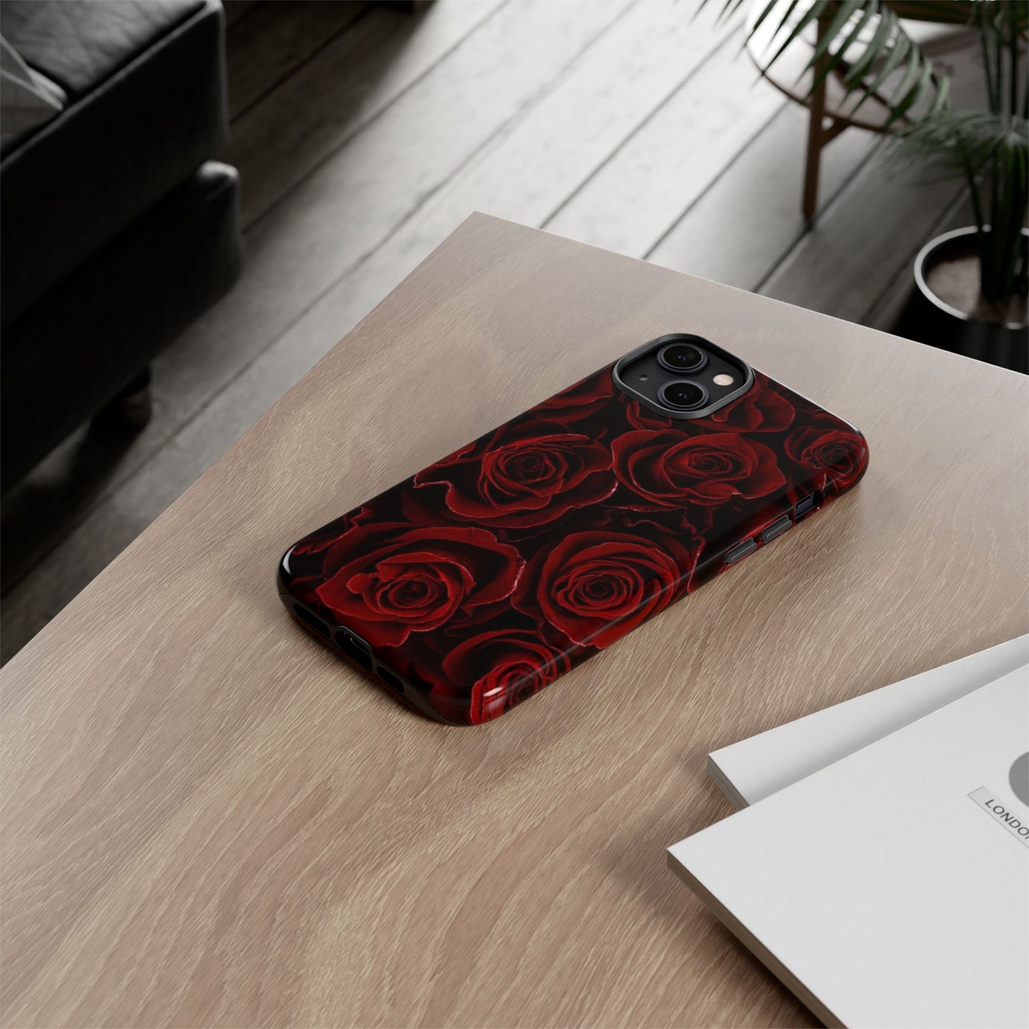 Red Roses Tough Phone Case