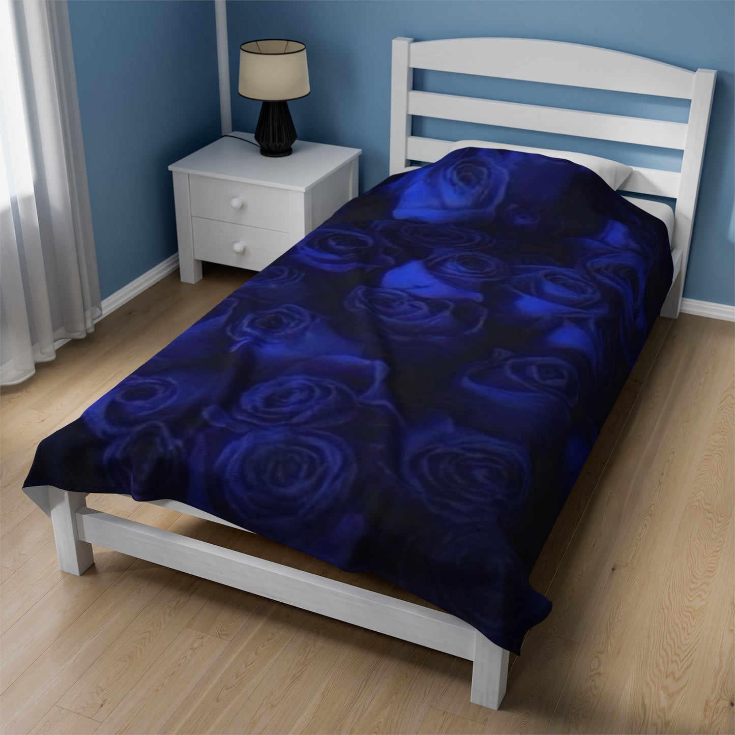 Dark Blue Roses Blanket