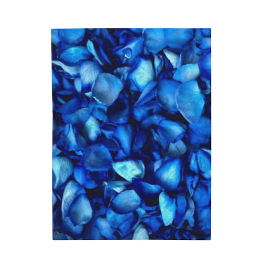 Soft Floral Blanket – Blue Petals for a Cool & Cozy Look