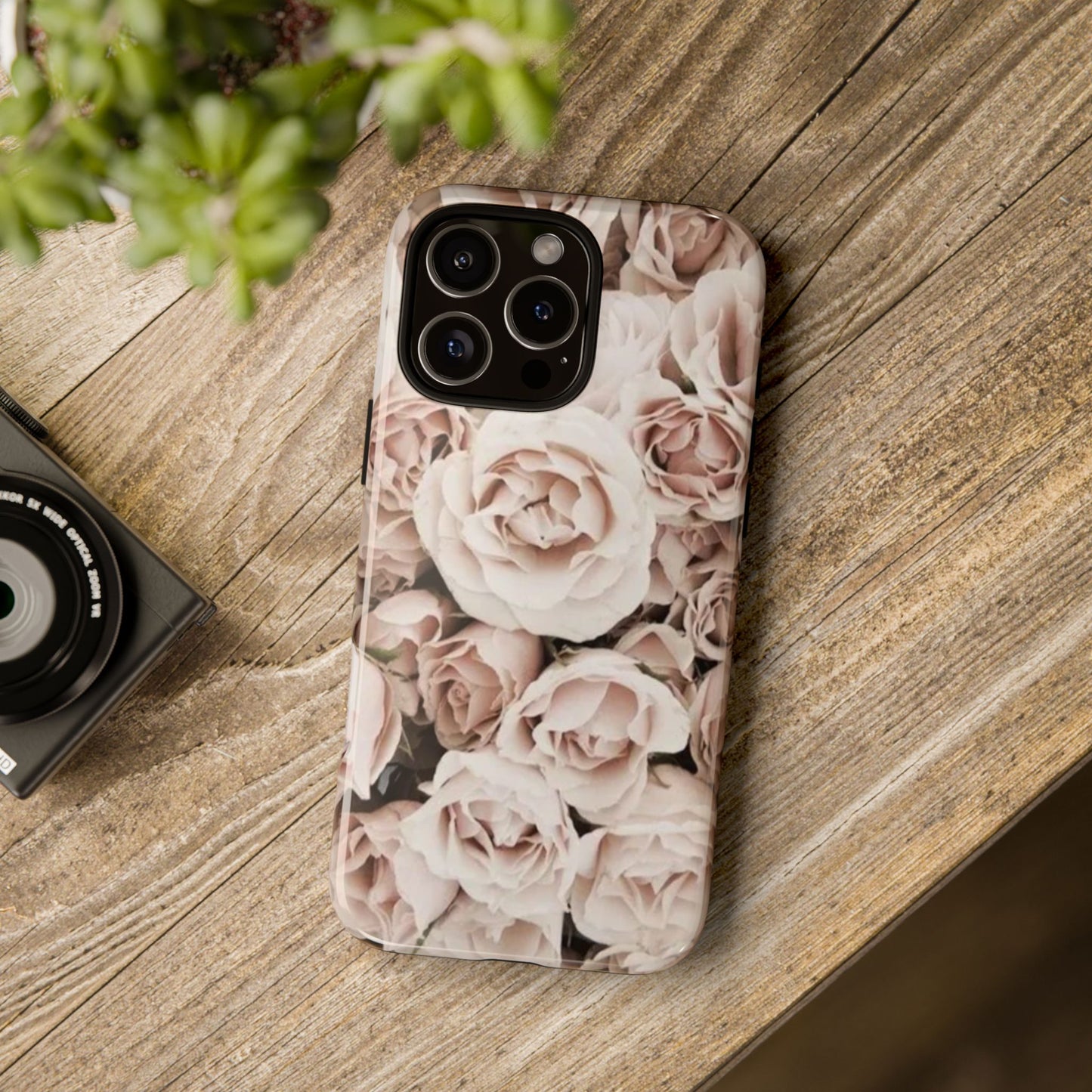 Light Pink Roses Tough Phone Case