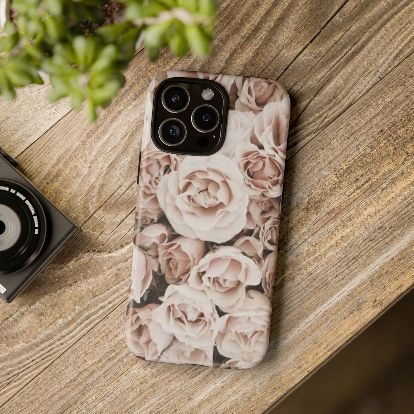 Light Pink Roses Tough Phone Case