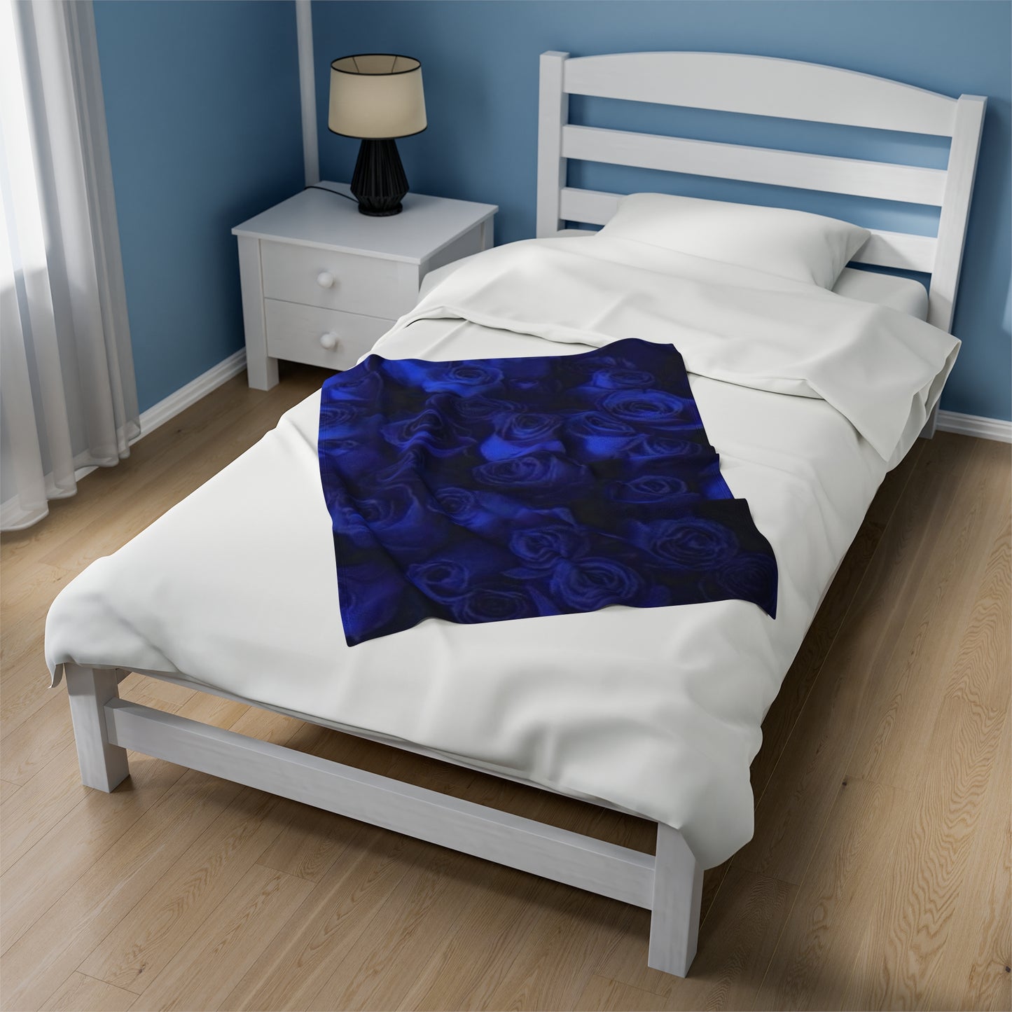 Dark Blue Roses Blanket