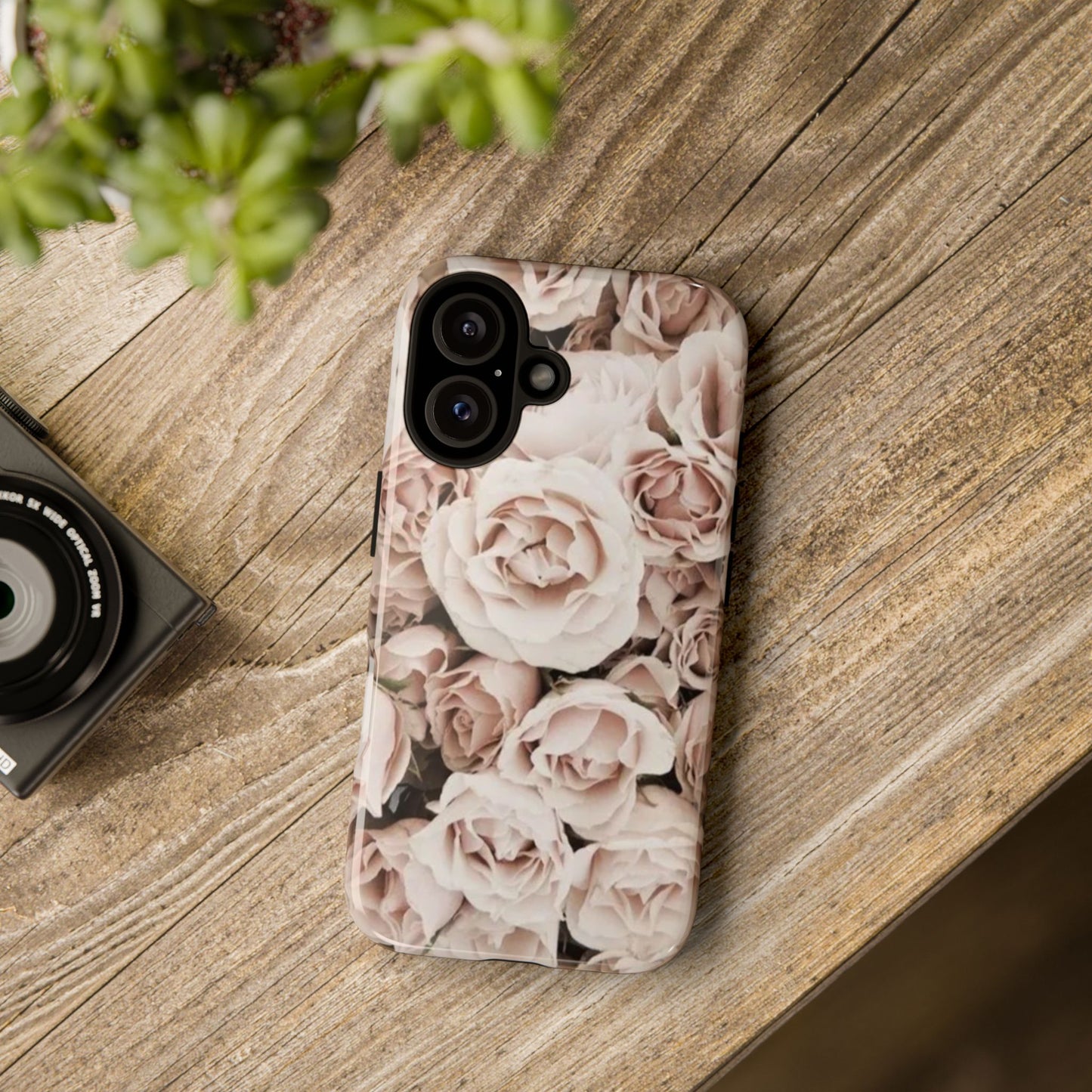 Light Pink Roses Tough Phone Case