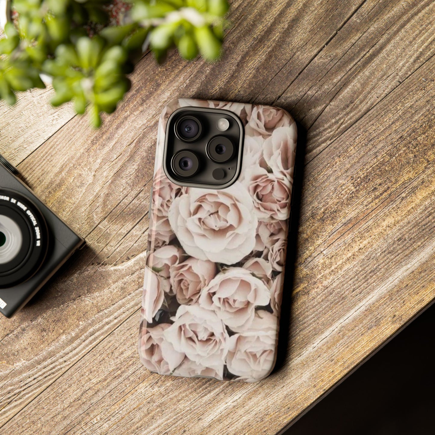 Light Pink Roses Tough Phone Case