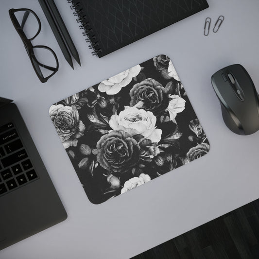 Black & White Floral Desk Mouse Pad – Classic Monochrome Desk Accessory