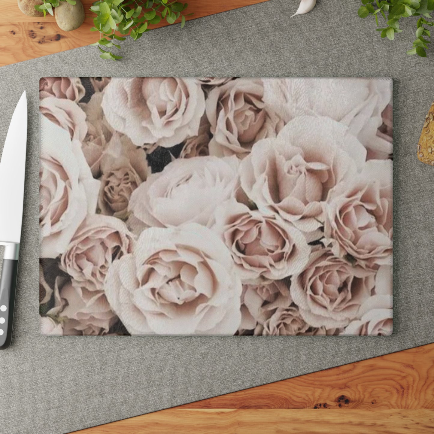 Light Pink Roses Glass Cutting Board – Elegant Floral Touch