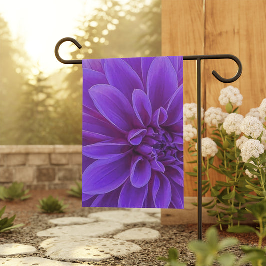 Purple Dahlia Floral Garden and House Banner – Stylish Outdoor Flag

