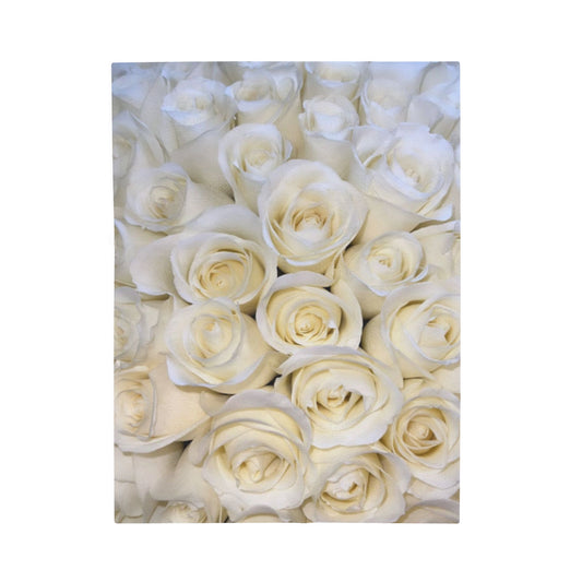 Soft Floral Blanket – White Roses Design for Pure Comfort